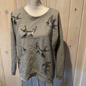 Gray Free Generation Los Angeles sweatshirt w/ swallow birds w/ crystals